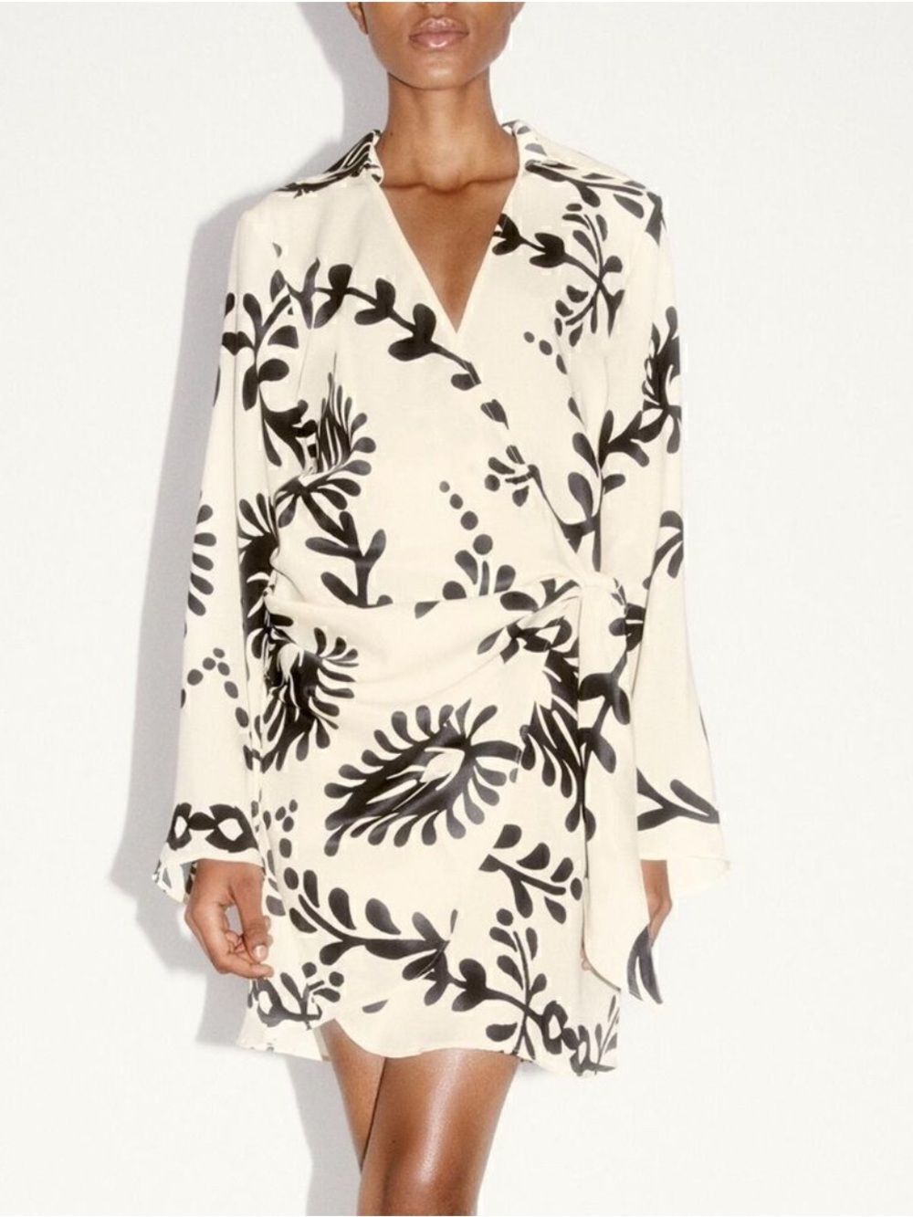 ZARA SATIN EFFECT PRINT DRESS - Picture 4 of 4